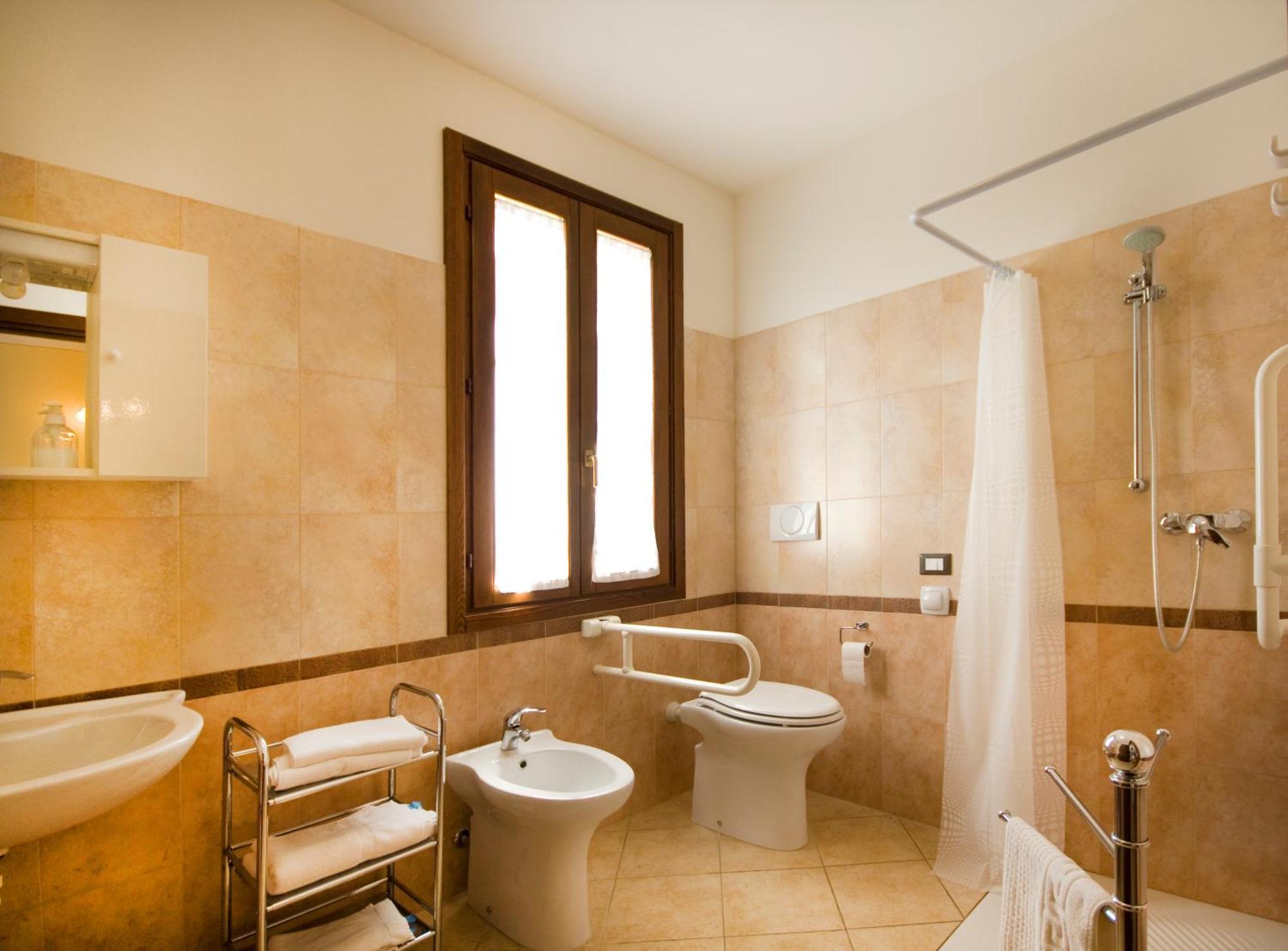 Agriturismo Cascina Roveri Monzambano Kültér fotó