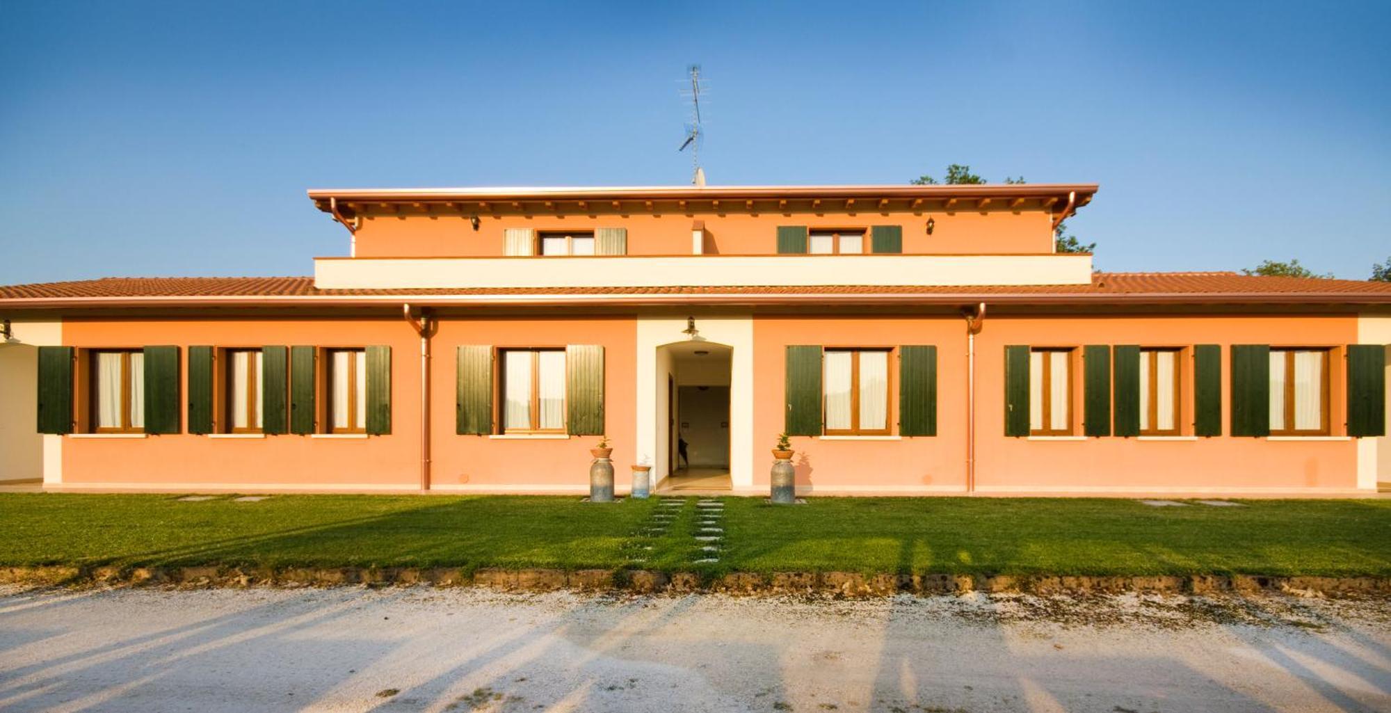 Agriturismo Cascina Roveri Monzambano Kültér fotó