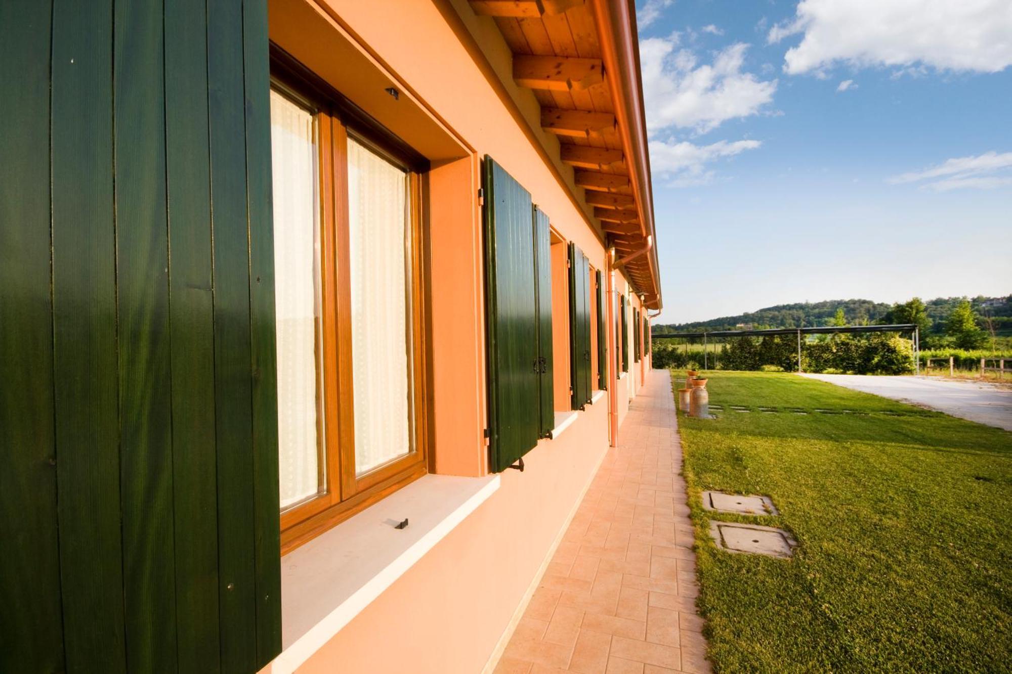 Agriturismo Cascina Roveri Monzambano Kültér fotó